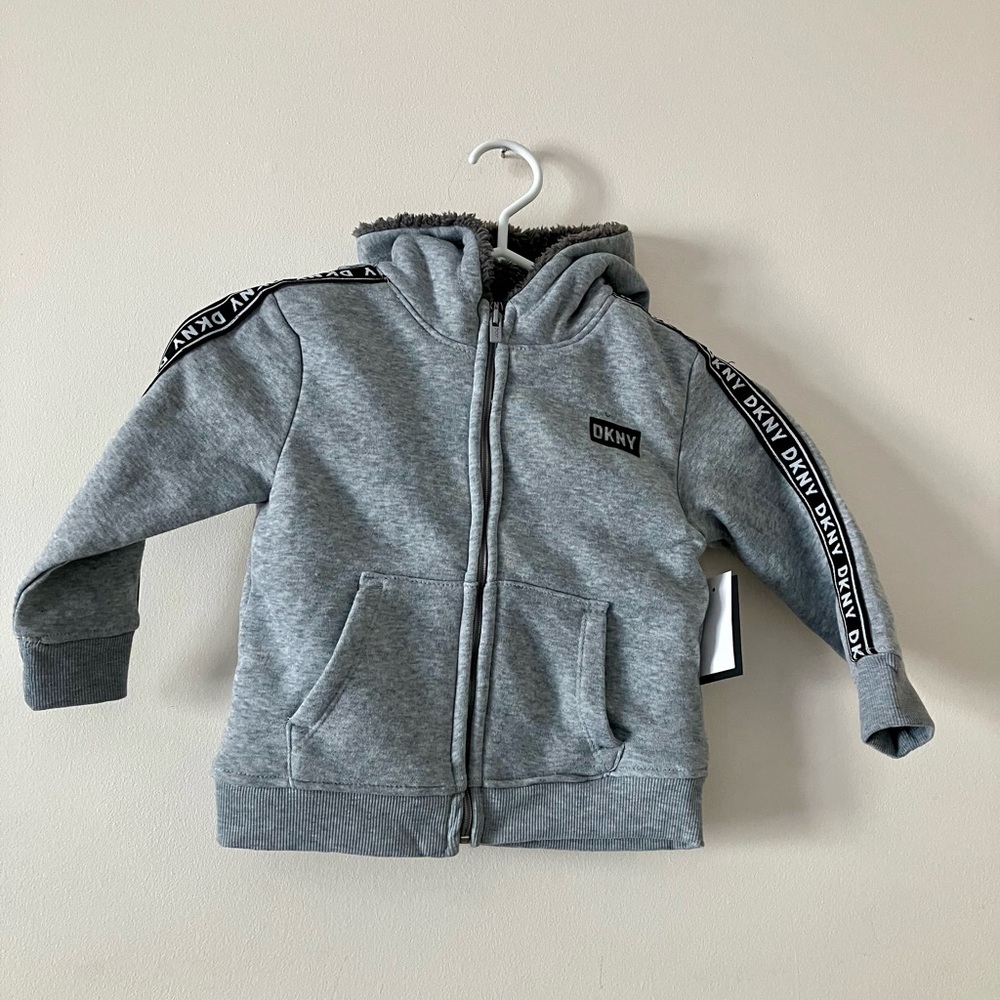 DKNY Boys' Sweatshirt – Heavyweight Sherpa Fleece Lined Zip Hoodie Sw Size 4 NWT
